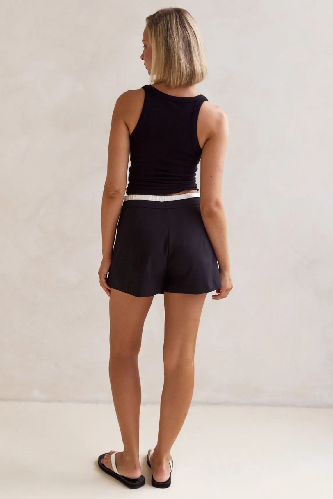 Jacqueline Mini Skort (Black)