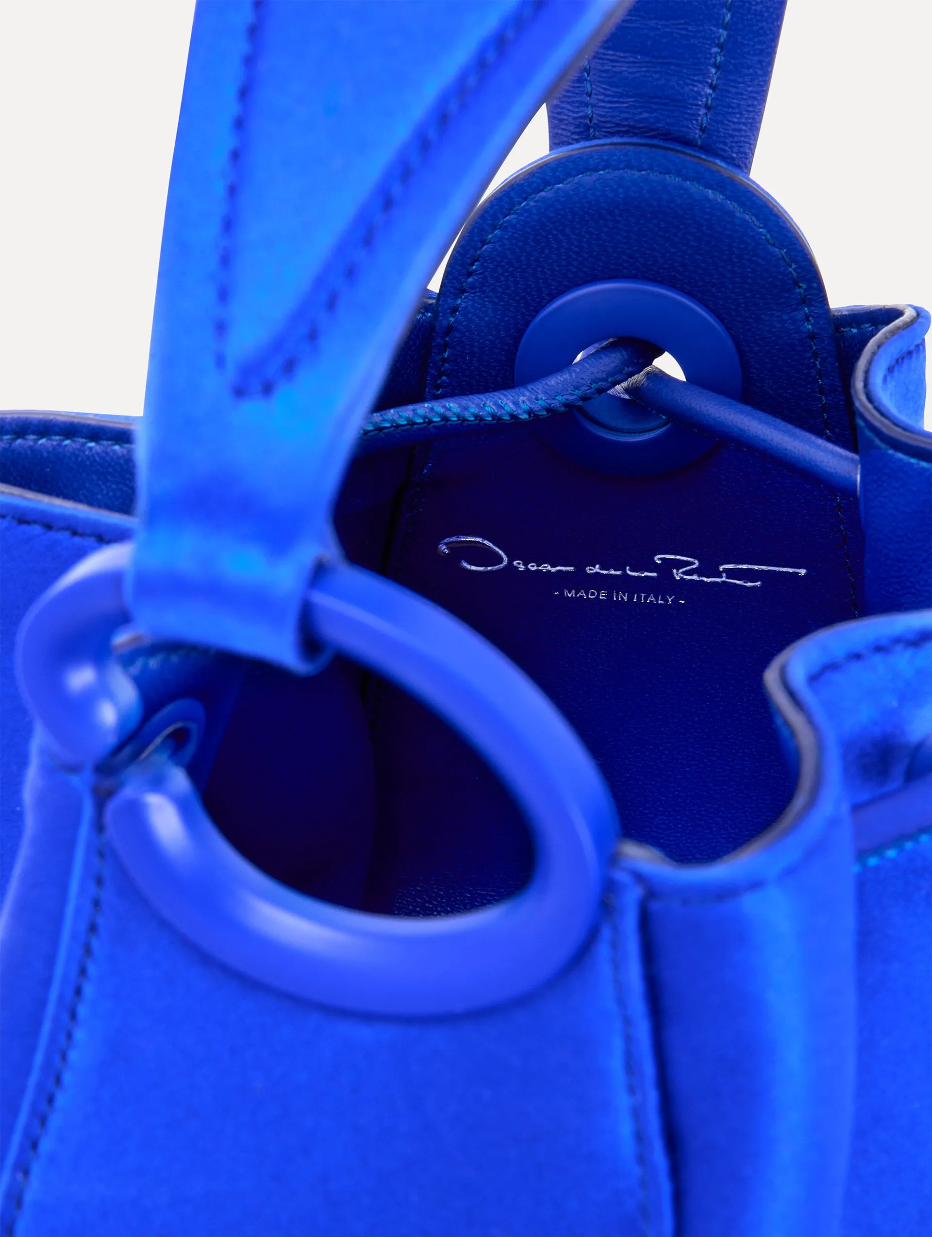 Nano O Handle Bag