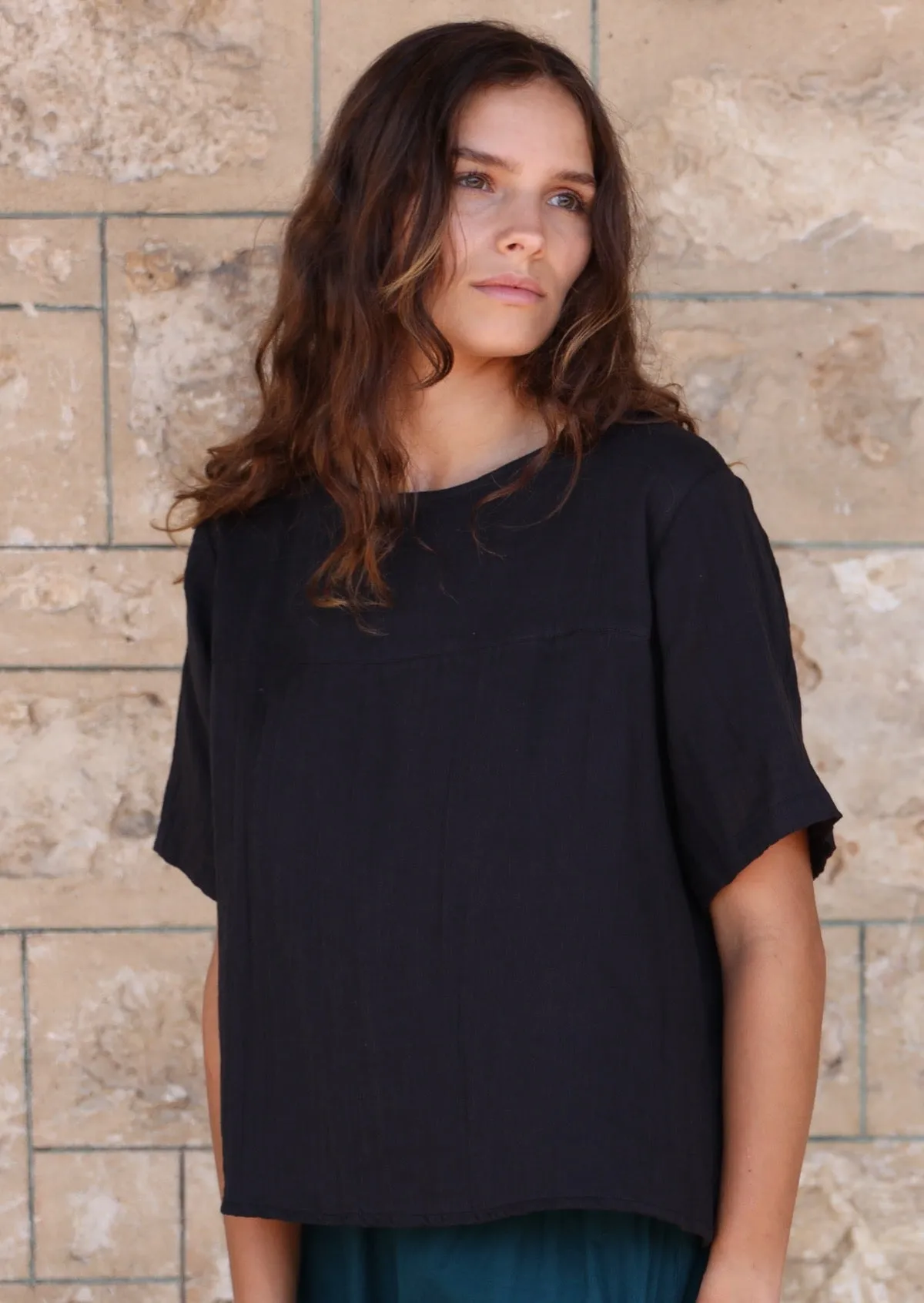 Neesha Top Black