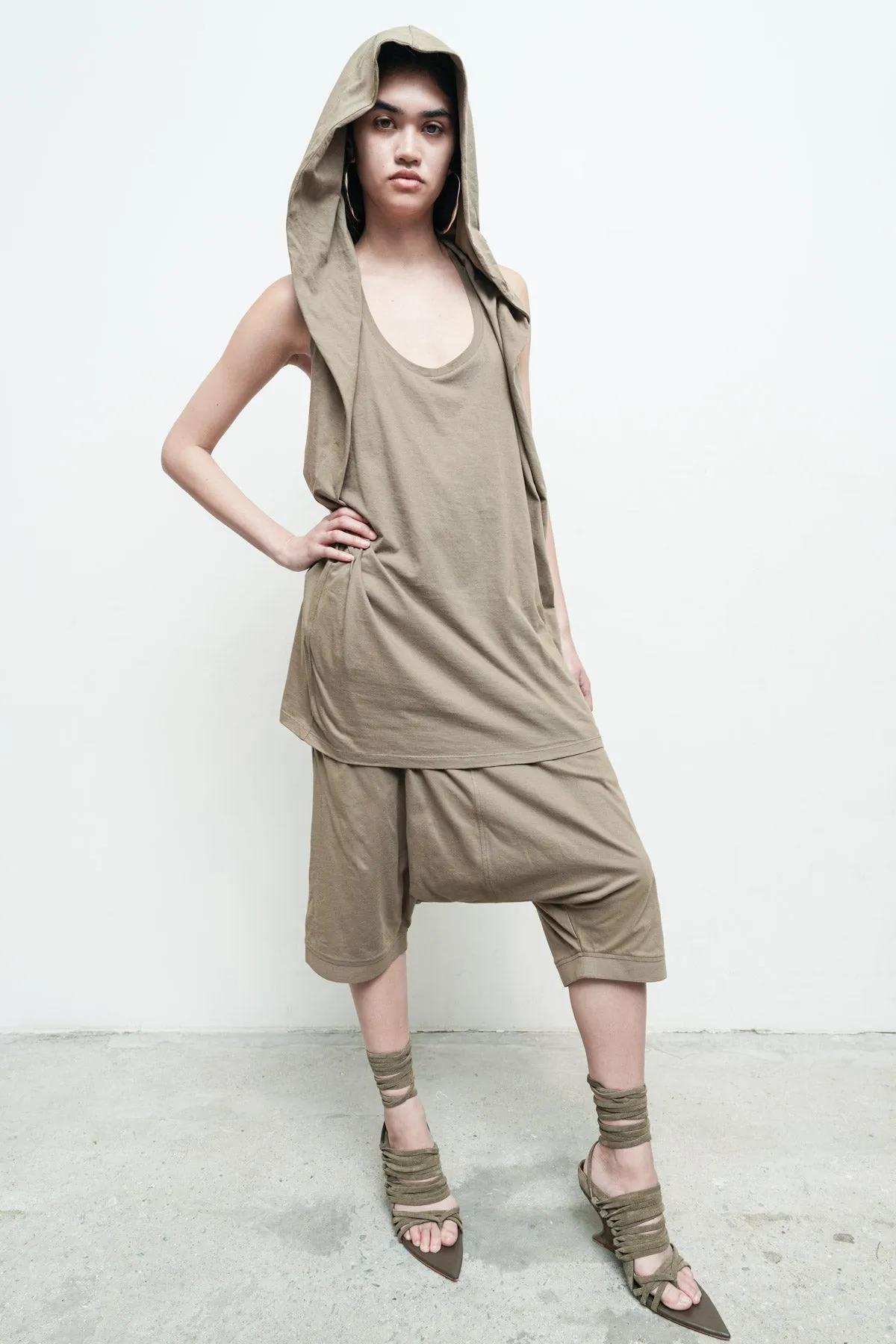 Thea Tank