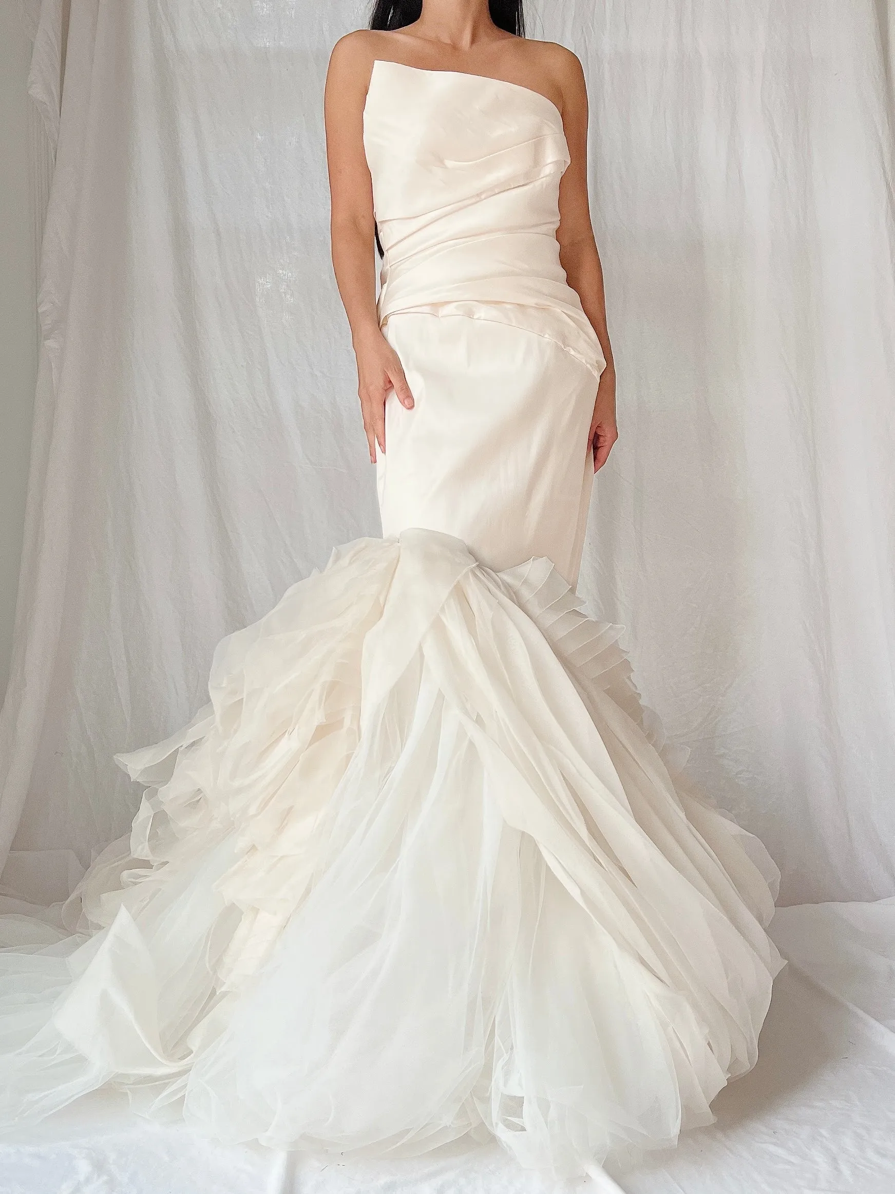 Vintage Vera Wang Dress with Asymmetrical Bodice - M