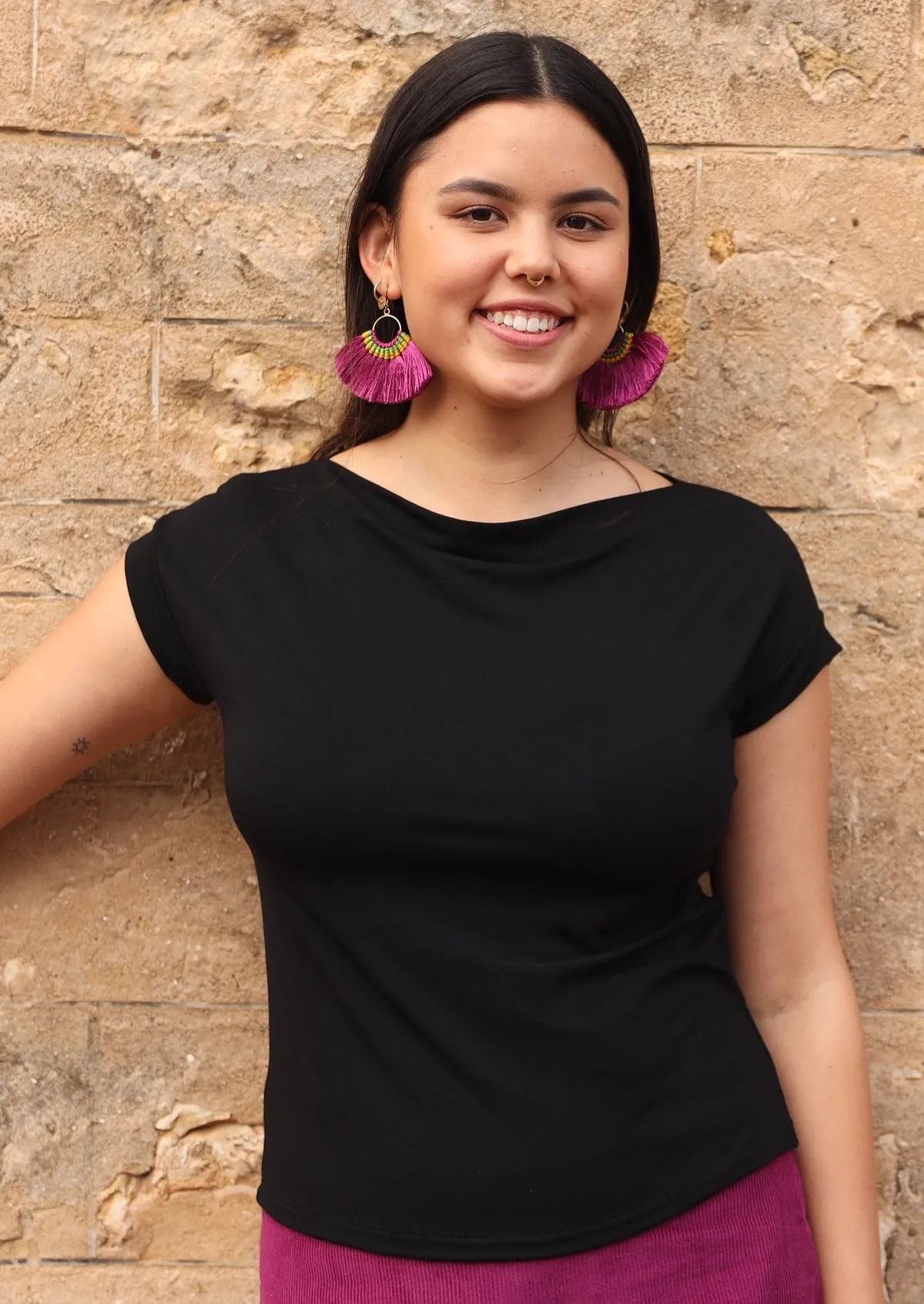 Wide Neck Mod Top Black