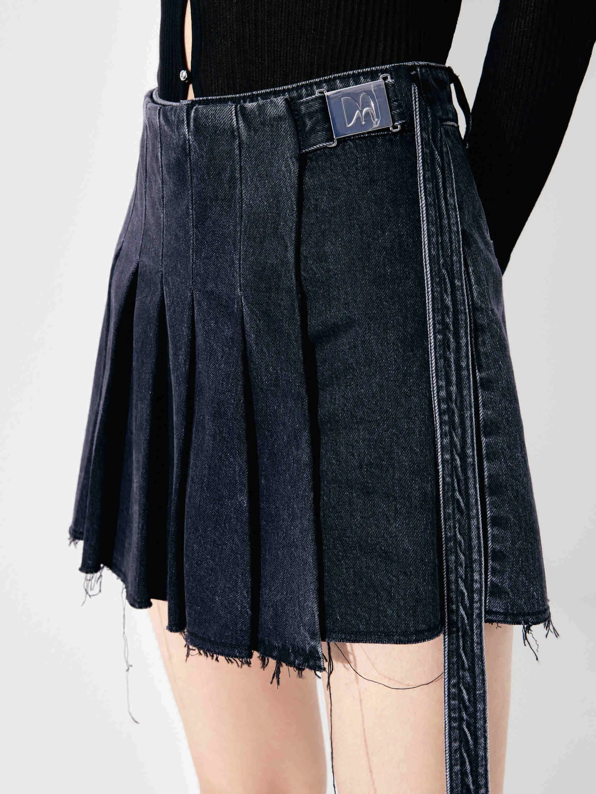 Wrap Detail Pleated Denim Shorts